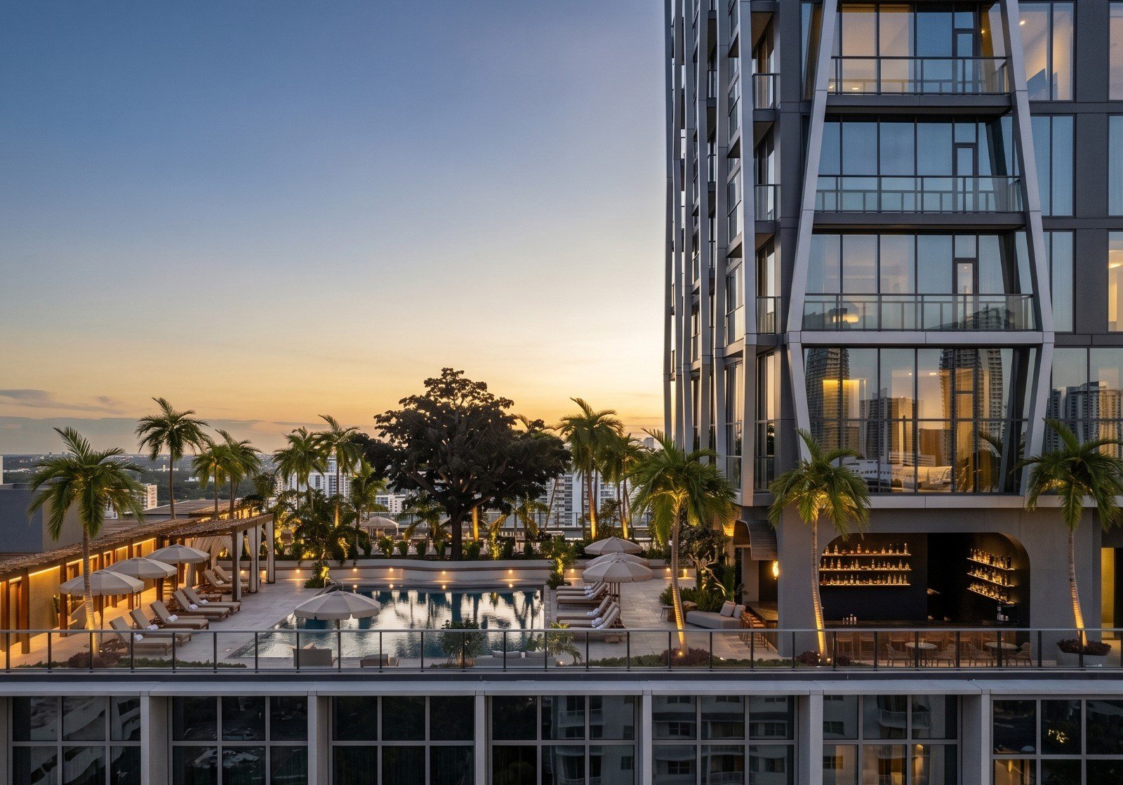 The James Hotel and Residences — image 7